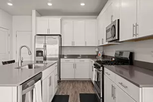98 E Grant Ln, North Salt Lake, UT 84054 - Photo 16