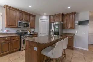 13537 S Palawan Way W, Riverton, UT 84065 - Photo 4