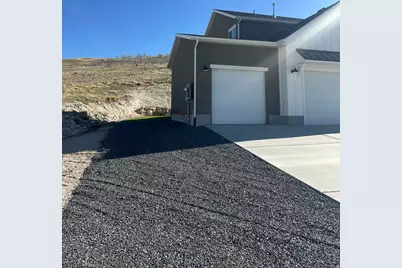 3012 E Serdar Ln #C18, Eagle Mountain, UT 84005 - Photo 2