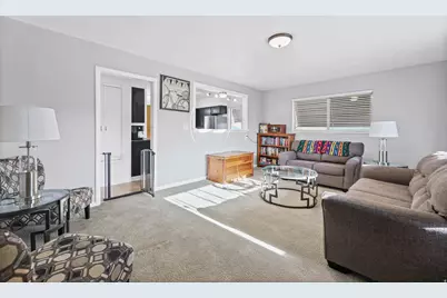 5476 S 2100 W, Roy, UT 84067 - Photo 4