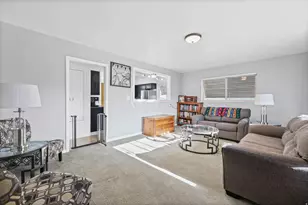 5476 S 2100 W, Roy, UT 84067 - Photo 4