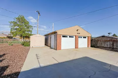 5476 S 2100 W, Roy, UT 84067 - Photo 26