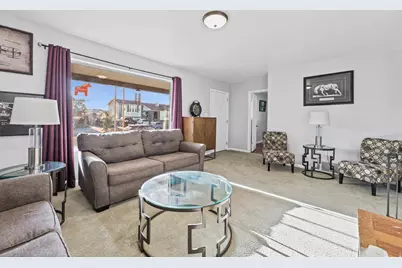 5476 S 2100 W, Roy, UT 84067 - Photo 6