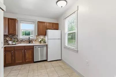 3855 Grandview Dr, Ogden, UT 84403 - Photo 8