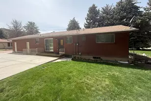 916 S 6800 E, Huntsville, UT 84317 - Photo 4