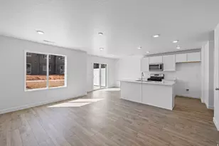 2823 E Fireweed Ln, Washington, UT 84780 - Photo 6
