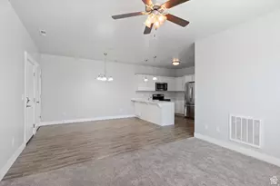 633 N Sun Peak Dr W, Vineyard, UT 84059 - Photo 4