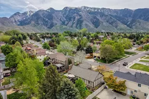 2373 E Glacier View Dr S, Sandy, UT 84092 - Photo 34