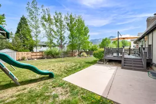 2373 E Glacier View Dr S, Sandy, UT 84092 - Photo 28