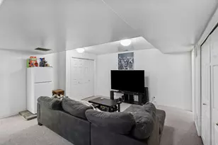 171 S 165 W, Orem, UT 84058 - Photo 22