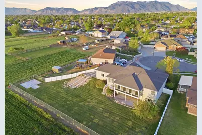 1333 N 1590 W, Clinton, UT 84015 - Photo 32