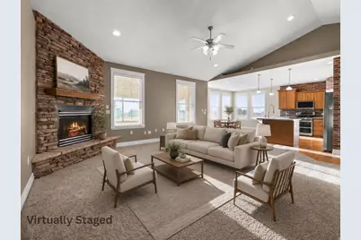 1333 N 1590 W, Clinton, UT 84015 - Photo 2