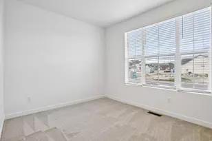 2568 N 3670 W, Lehi, UT 84043 - Photo 10