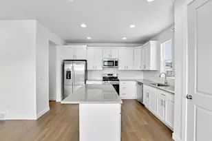 2568 N 3670 W, Lehi, UT 84043 - Photo 6