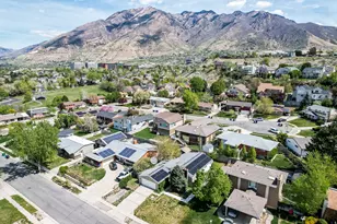 6883 S 2510 E, Cottonwood Heights, UT 84121 - Photo 52