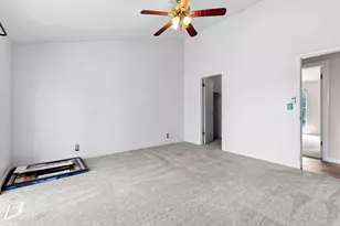 6883 S 2510 E, Cottonwood Heights, UT 84121 - Photo 20