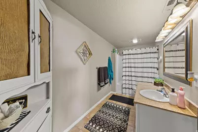 1021 E Elm St, Saint George, UT 84790 - Photo 22