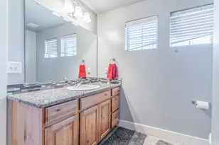 418 S 1285 E, Hyrum, UT 84319 - Photo 8