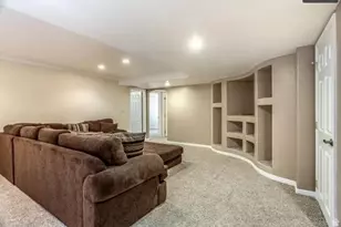 8872 S Stone Vis Ln, West Jordan, UT 84081 - Photo 12