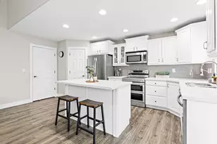 394 E Brewster Dr, Draper, UT 84020 - Photo 10