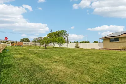 2668 W Horseshoe Cir, South Jordan, UT 84095 - Photo 38