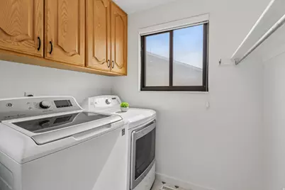 2668 W Horseshoe Cir, South Jordan, UT 84095 - Photo 18