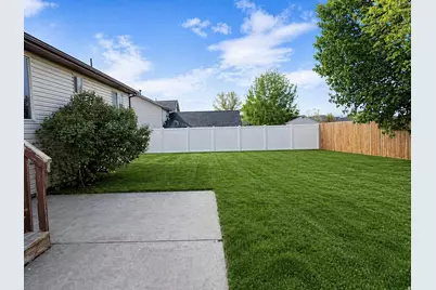 5655 S 4525 W, Hooper, UT 84315 - Photo 28