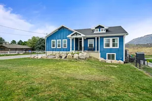 2574 W 1900 N, Farr West, UT 84404 - Photo 2