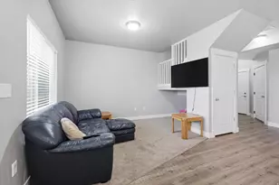 10 Cedar Ln, Malad City, ID 83252 - Photo 6