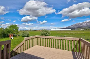1012 W 1650 N, Harrisville, UT 84404 - Photo 4