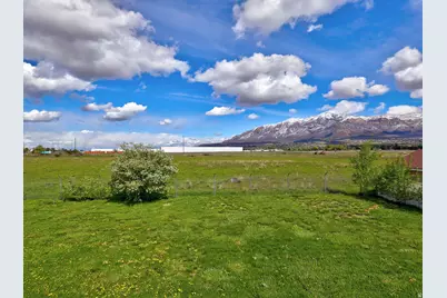 1012 W 1650 N, Harrisville, UT 84404 - Photo 40
