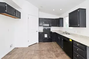 1012 W 1650 N, Harrisville, UT 84404 - Photo 10