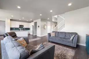 2949 S Graham Peak Dr, Magna, UT 84044 - Photo 8