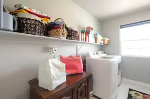 2949 S Graham Peak Dr, Magna, UT 84044 - Photo 30