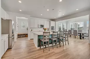 1046 E Blazing Sun Dr, Eagle Mountain, UT 84005 - Photo 8