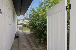 962 N La Verde, Layton, UT 84041 - Photo 18