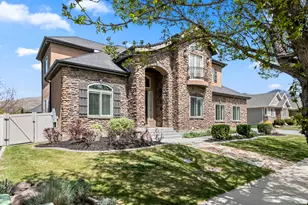 333 E Clay Ln, Lehi, UT 84043 - Photo 2