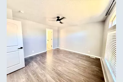 1819 N Clark Dr W, Layton, UT 84041 - Photo 8