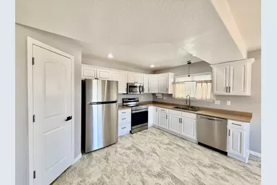 1819 N Clark Dr W, Layton, UT 84041 - Photo 36