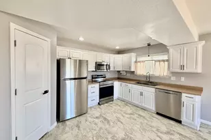 1819 N Clark Dr W, Layton, UT 84041 - Photo 36