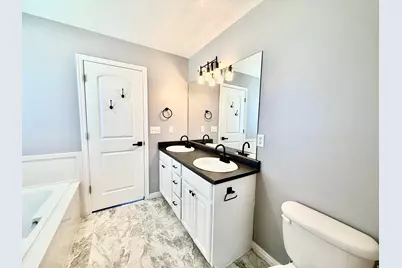 1819 N Clark Dr W, Layton, UT 84041 - Photo 14