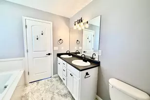 1819 N Clark Dr W, Layton, UT 84041 - Photo 14