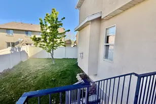 1819 N Clark Dr W, Layton, UT 84041 - Photo 20