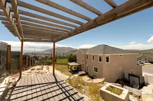 4061 E Barton Creek Dr, Eagle Mountain, UT 84005 - Photo 36