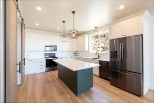 4061 E Barton Creek Dr, Eagle Mountain, UT 84005 - Photo 8