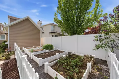 9496 S Dunbar Cir, South Jordan, UT 84095 - Photo 14
