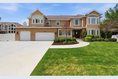 9496 S Dunbar Cir, South Jordan, UT 84095 - Photo 2