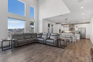 2208 E Snow Blossom Way, Draper, UT 84020 - Photo 10