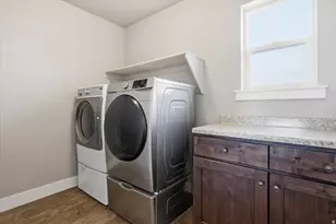 9558 S Echo Ridge Dr W, West Jordan, UT 84081 - Photo 26