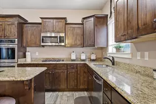 9558 S Echo Ridge Dr W, West Jordan, UT 84081 - Photo 10